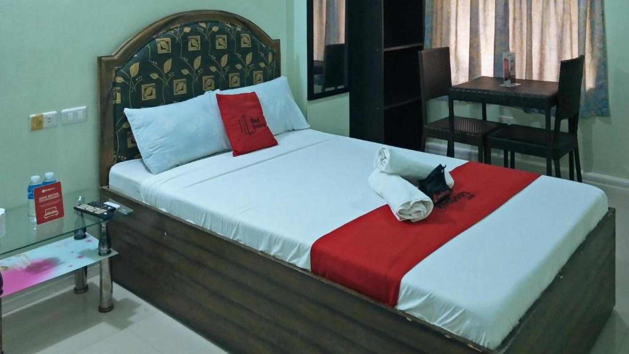 Reddoorz @ Bankal Lapulapu Hotel Exterior foto